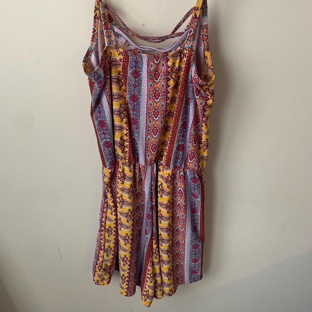 Romper - Picture 2 of 3